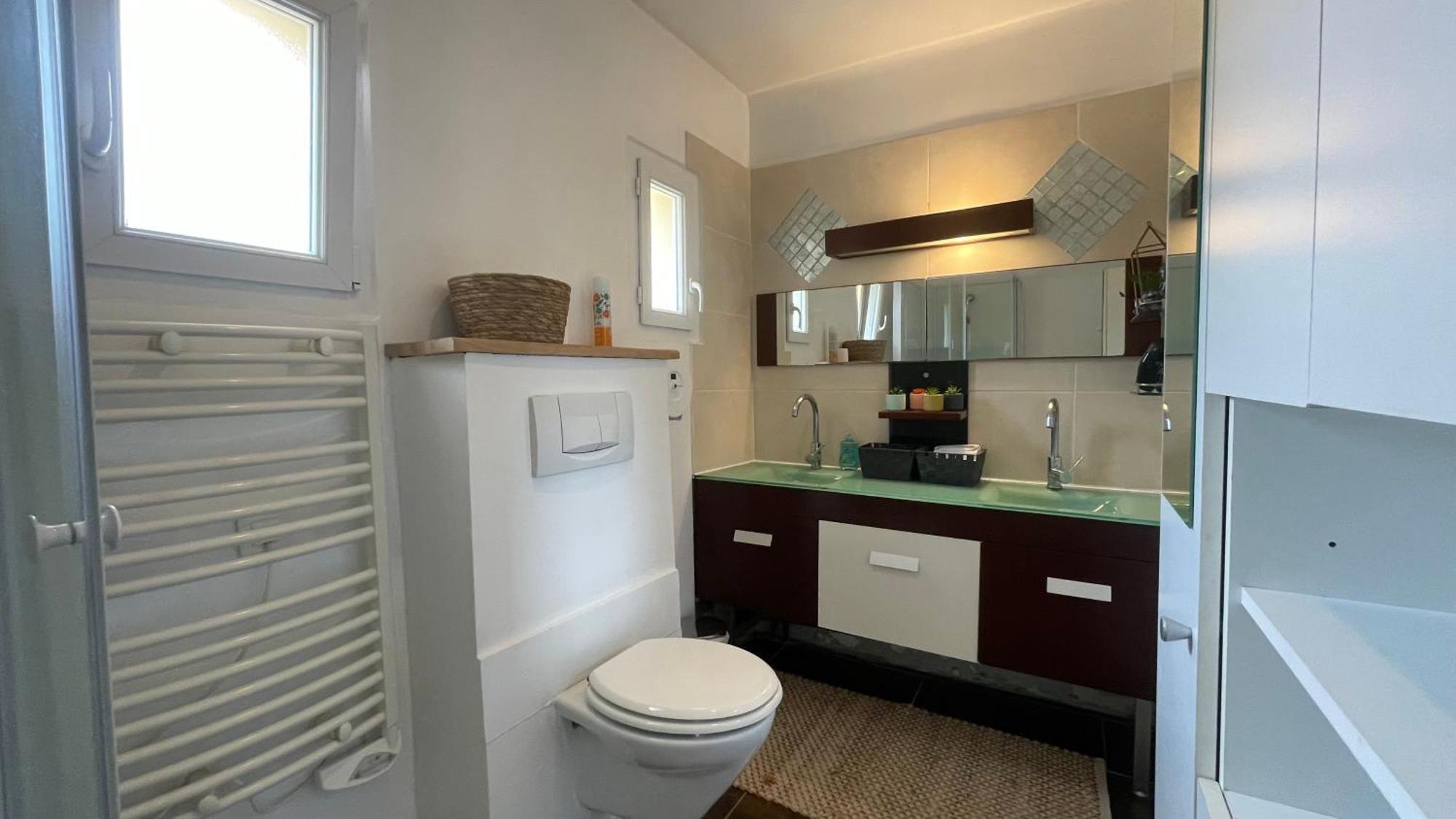Le Doolies - Holiday Inn Biarritz Buitenkant foto